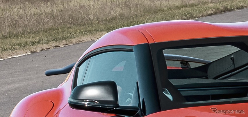 トヨタ GR スープラ の「GT4 100thエディション・トリビュート」（リアスポイラー装着車）