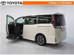 トヨタ ノアSI ジョシュセキリフトUPシート