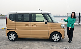 スズキ・スペーシア　収納、ドリンクホルダー、フラップ・・・一つ一つの使い勝手への追求