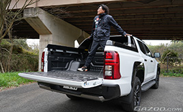 非現実の世界に誘う三菱･トライトンに必要なもの