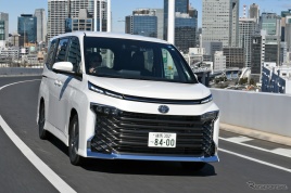 試乗記】トヨタ・ヴォクシーS-G E-Four（4WD/CVT） | クルマ情報サイトｰGAZOO.com