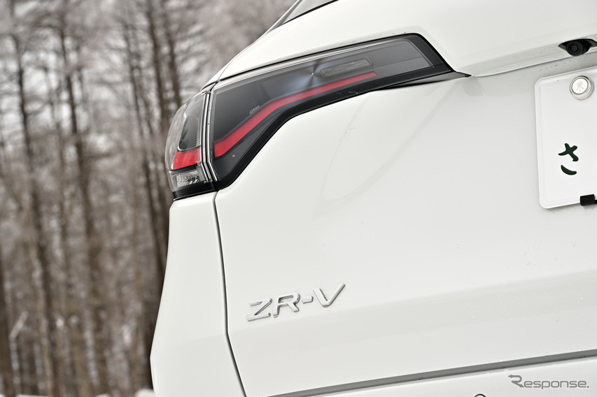 ホンダ ZR-V e:HEV Z 4WD