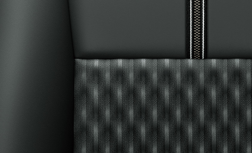 S-Zグレード　ブラック内装×合成皮革＋ファブリックのシート