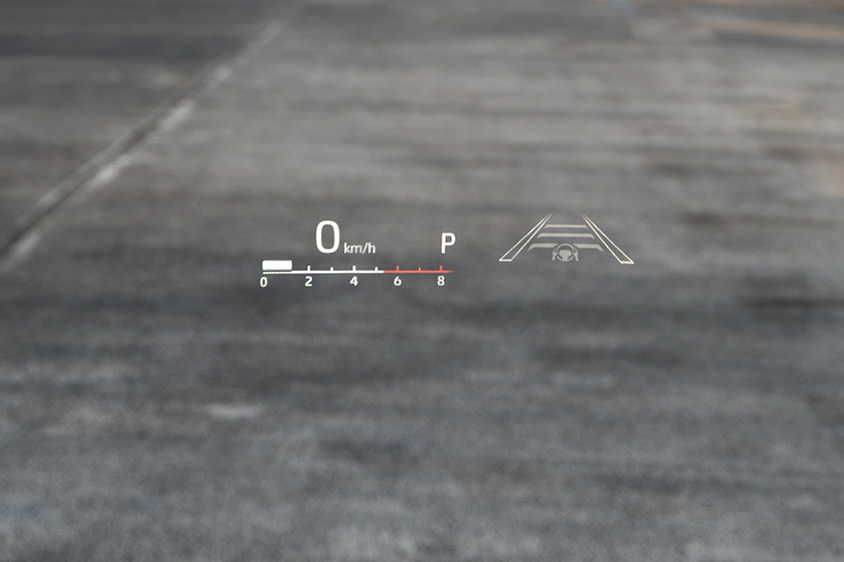 トヨタ ヴォクシーS-Z〈7人乗り／HEV／マッシブグレー〉（ヘッドアップディスプレイ）