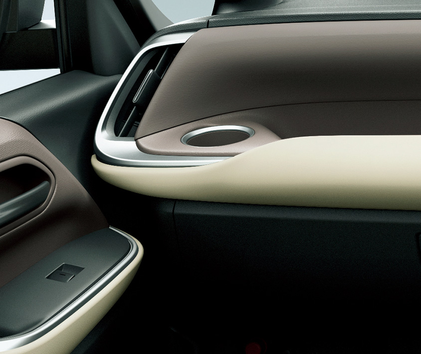 ノア G（内装色 ： フロマージュ）