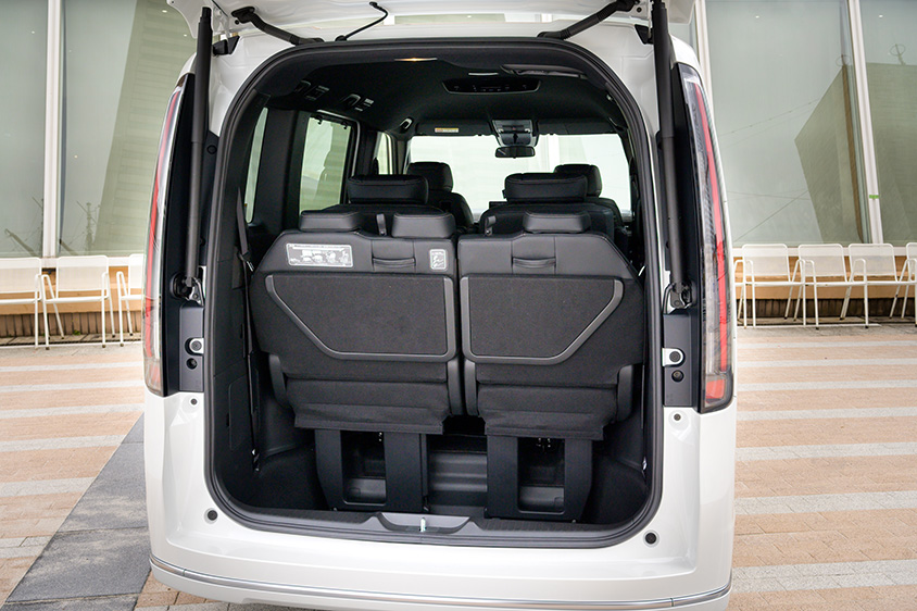ステップワゴンのラゲージスペース