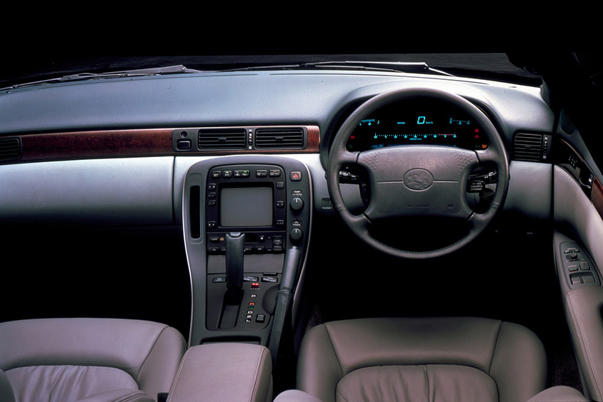 懐かしの名車をプレイバック ソアラ３代目4.0 GTリミテッド