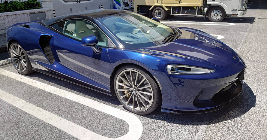 久しぶりにスーパーカーに乗りました！…安東弘樹連載コラム | クルマ