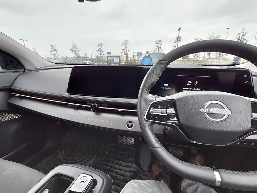 日産 アリア 統合型インターフェースディスプレイ
