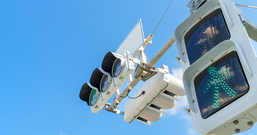 今更聞けない「信号機」-色や点滅の意味、種類、対象者（車・自転車