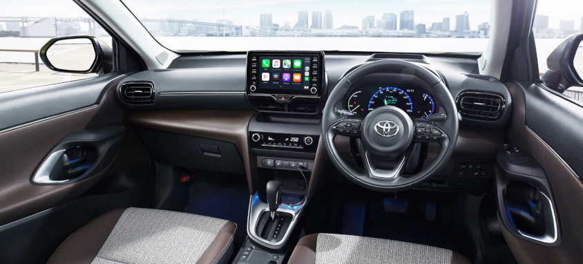 【GAZOO中古車購入ガイド】中古車の選び方　トヨタ・アクアの車内