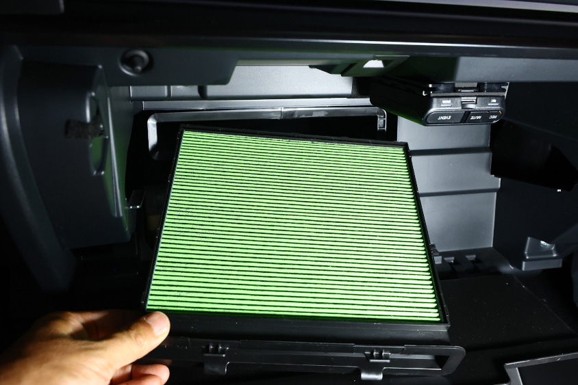 クルマのエアコンのフィルター