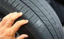 遠出前はとくに注意したい。タイヤのメンテナンスでトラブル防止