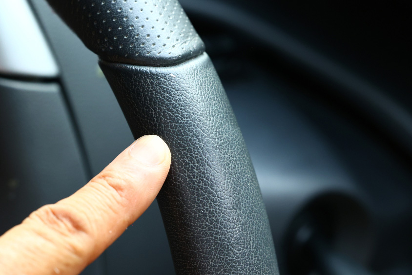 ハンドルのレザーの色落ち