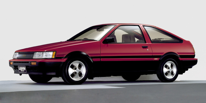 トヨタ・カローラレビン(AE86)