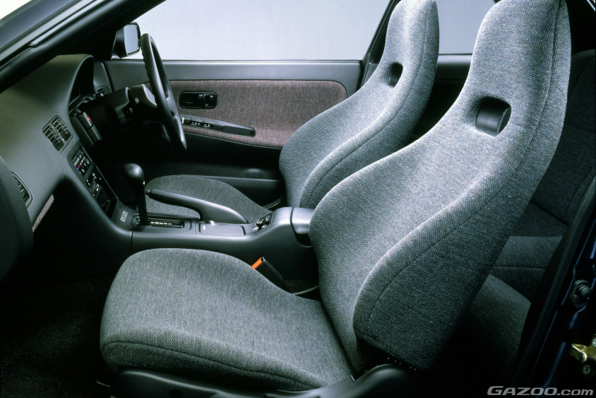 日産・シルビア（5代目）のシート