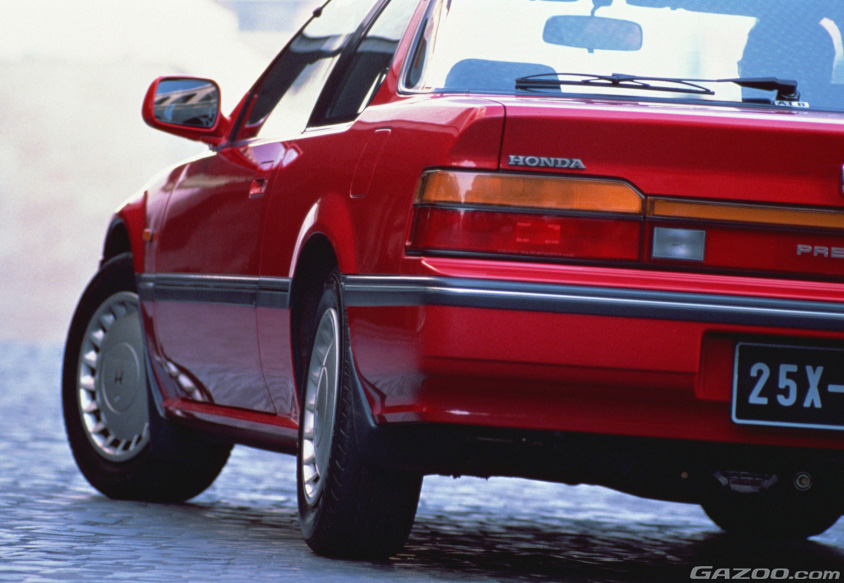 ホンダ・プレリュード（3代目）のリア