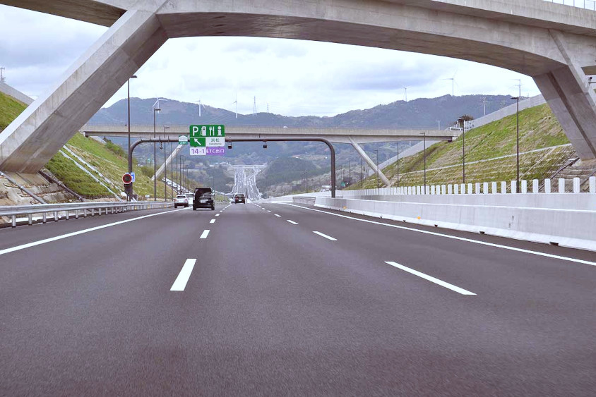 道路屋の見果てぬ夢～日本版アウトバーン～」名神／東名と新名神／新