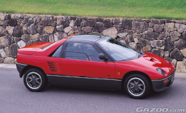 「バブルの申し子」オートザムAZ-1。ミッドシップ&ガルウイングの小さなスポーツカー・・・語り継がれる希少車