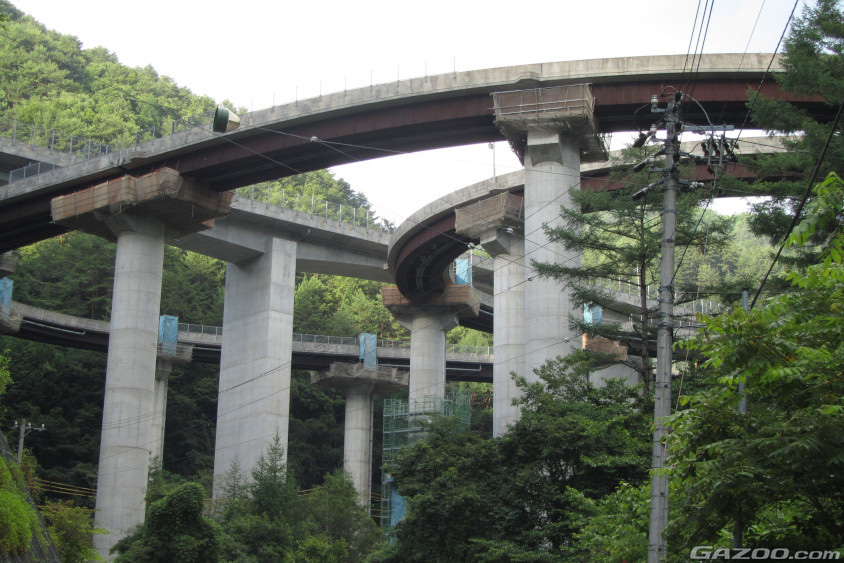 三遠南信自動車道の喬木IC