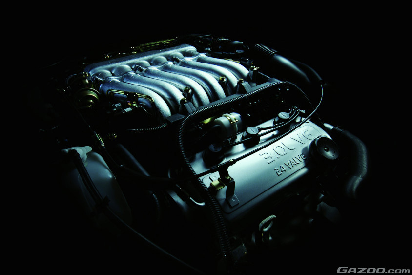 三菱・エクリプススパイダー（３代目）のエンジン