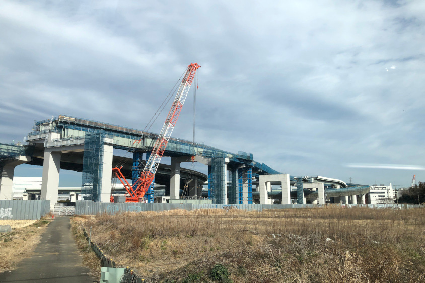 栄JCTの建設現場