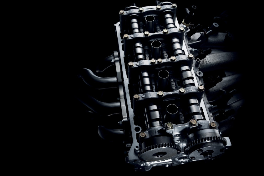 専用のカムシャフトが採用されているシビックMUGEN RRのエンジン