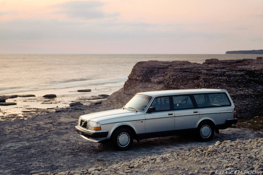 ボルボ 245 GL