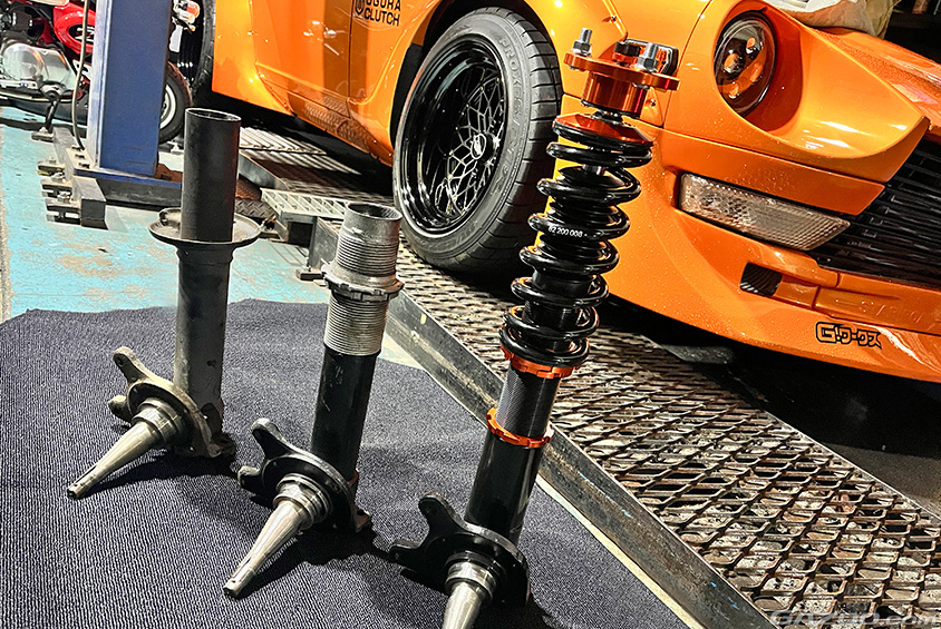 1995年当時の溶接していたサスペンションと現代のフルタップ式車高調