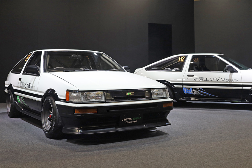 バッテリーと水素エンジンにスワップされたAE86