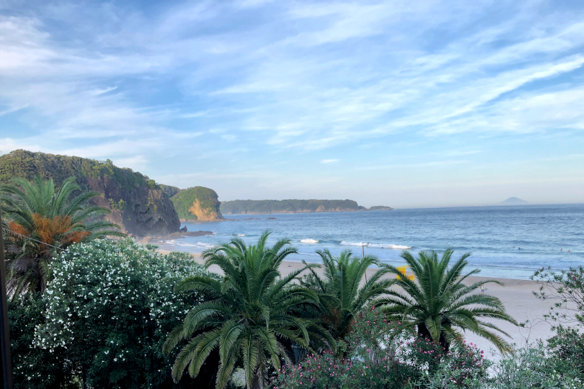 清水草一氏が「日本のハワイ」という下田海岸の写真