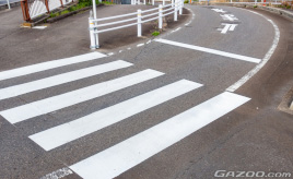 横断歩道やそのほかの歩行者優先のルールを守ろう！･･･今一度思い出したい交通ルール①