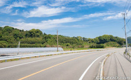 『路肩』と『路側帯』は同じ？ その違いは「法律」と「歩道」･･･今一度思い出したい交通ルール