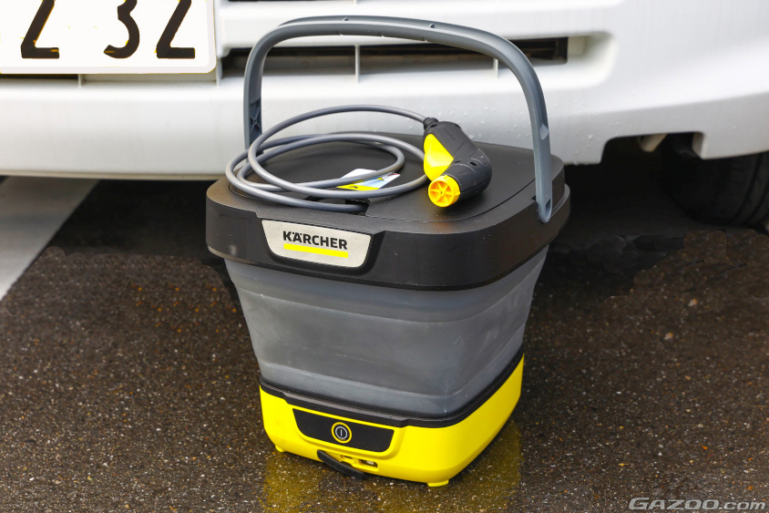 ケルヒャーのコードレスタイプの洗浄機