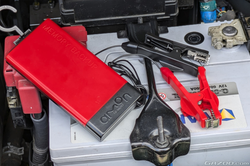 バッテリーを交換する際はバックアップ電源を用意