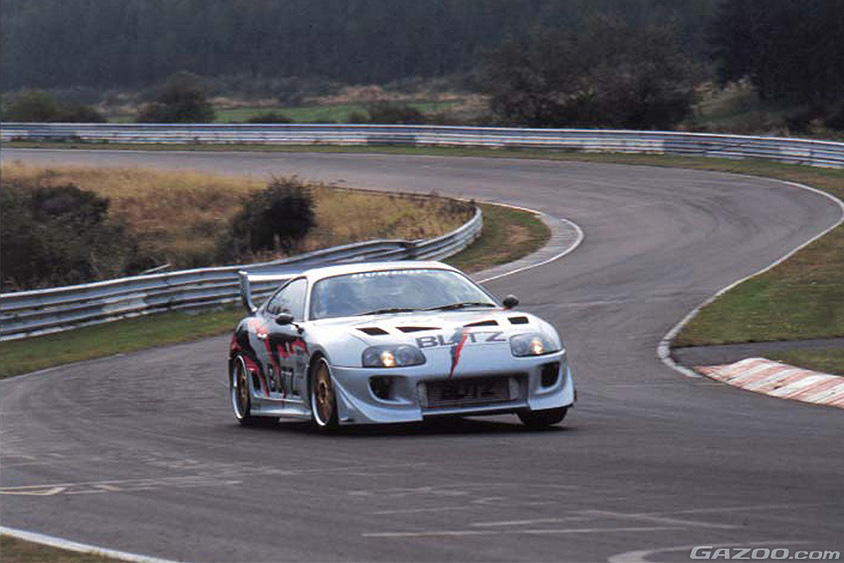 ブリッツのニュルブルクリンク最速を記録したスープラ