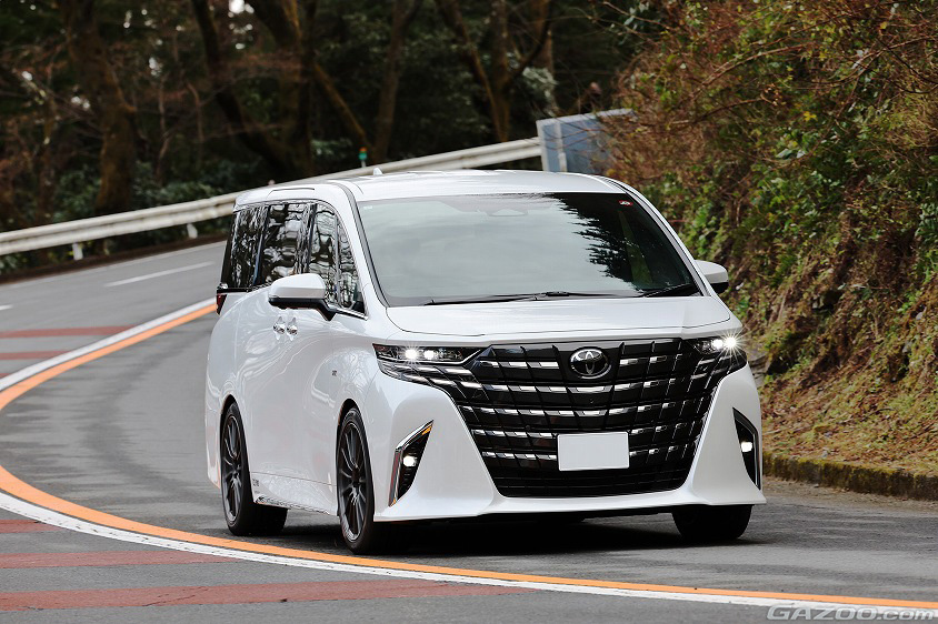 ブリッツのデモカーのアルファード