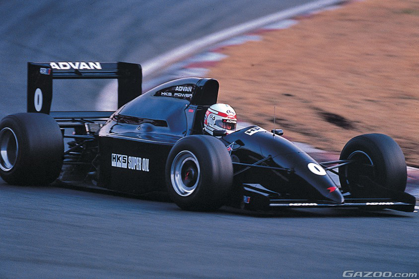 HKSが手掛けたF1用エンジン「300E」を搭載したフォーミュラカー