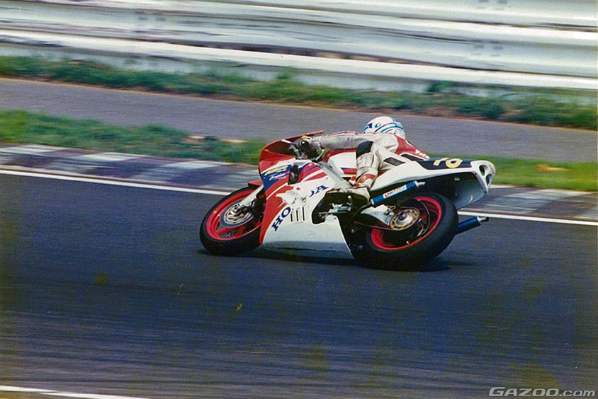 バイクでも速さをみせていた織戸学氏