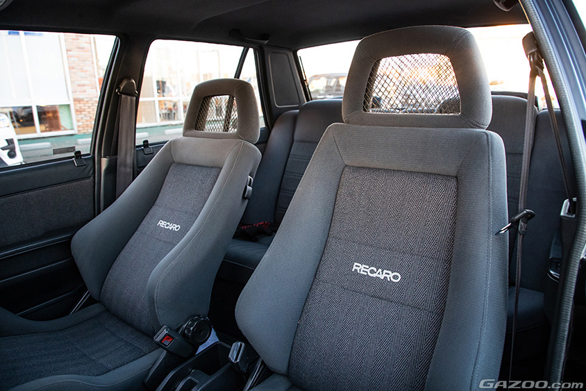 ジェミニ ハンドリングバイロータスのレカロシート