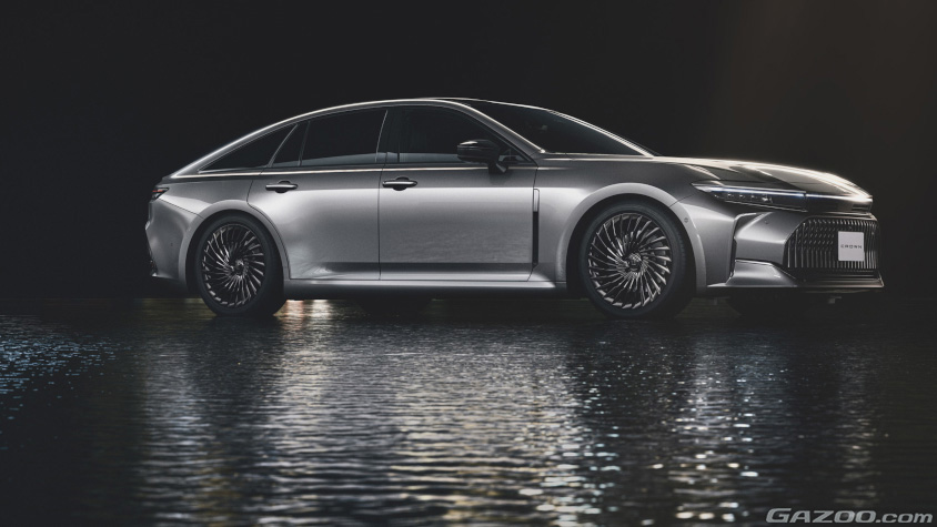 トヨタ・クラウンセダン