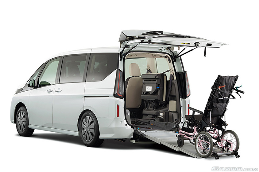 オーテックが手掛ける福祉車両