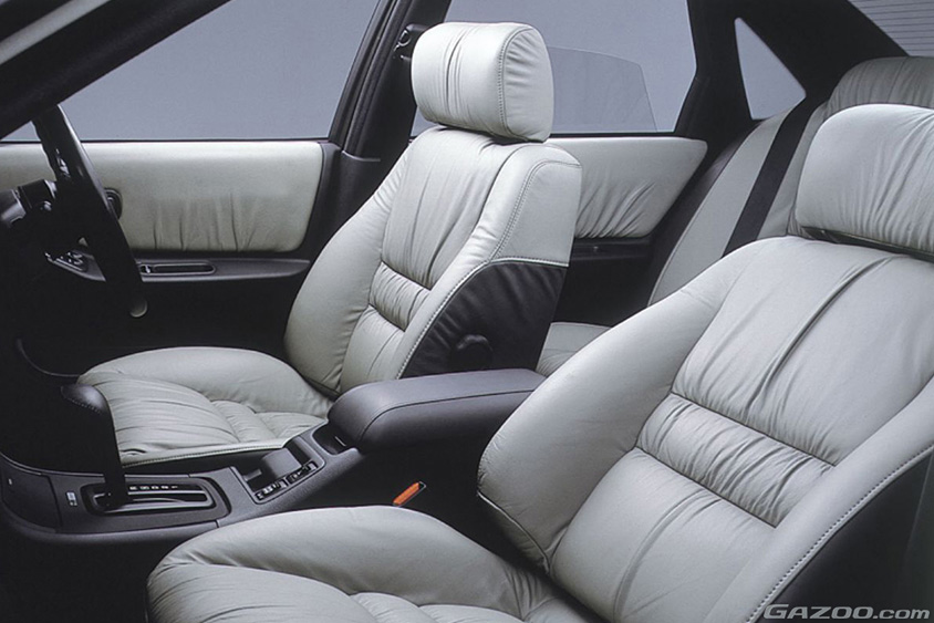 セフィーロ オーテックバージョン(CA31改型)(1990年)