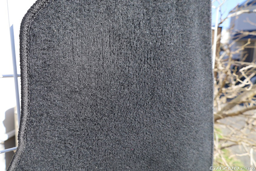 清掃後のフロアマット