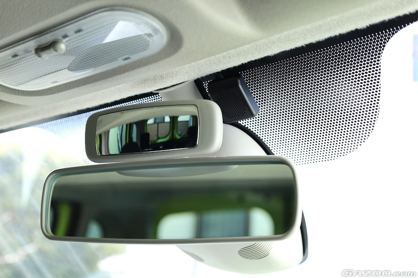 バックミラーまわり