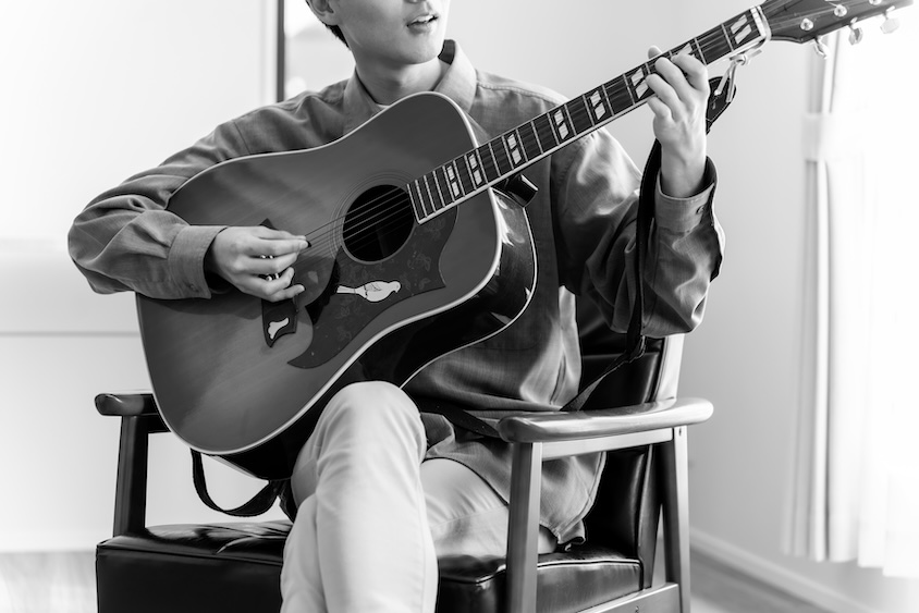 ギター演奏イメージ