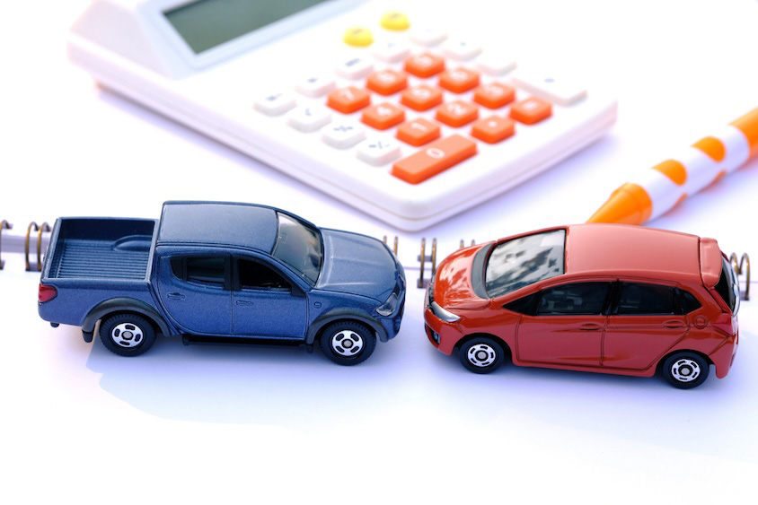 中古車と新車コスト比較検討イメージ