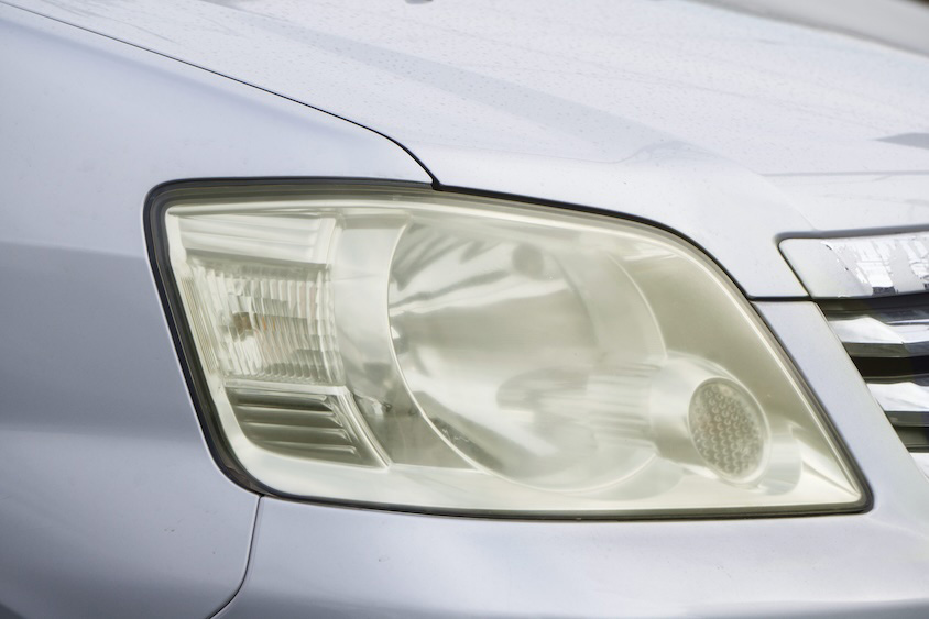 曇ったヘッドライトイメージ4