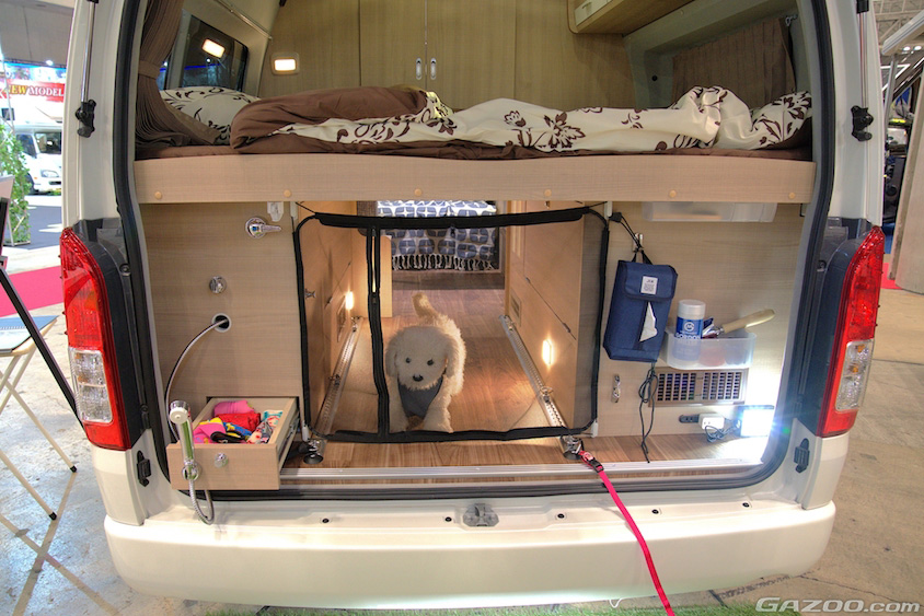 レムワンダーのペット用車載設備