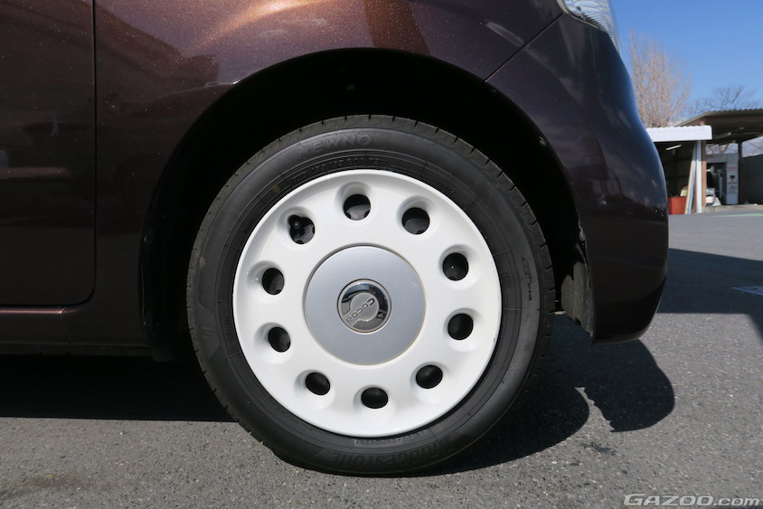 交換したタイヤ